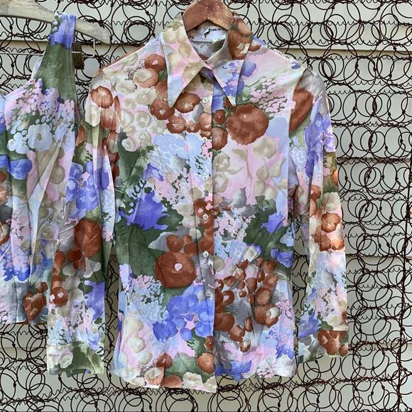 Vintage 70s Queen Casuals floral sleeveless blouse and button down shirt set - Picture 3 of 9